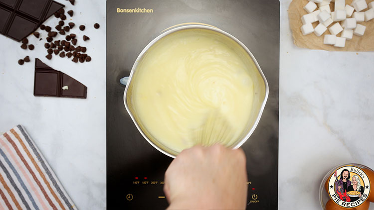 How do you make chocolate pudding pie from scratch