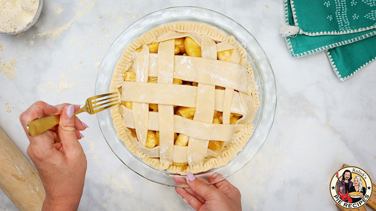 Should you cook apple pie filling before baking